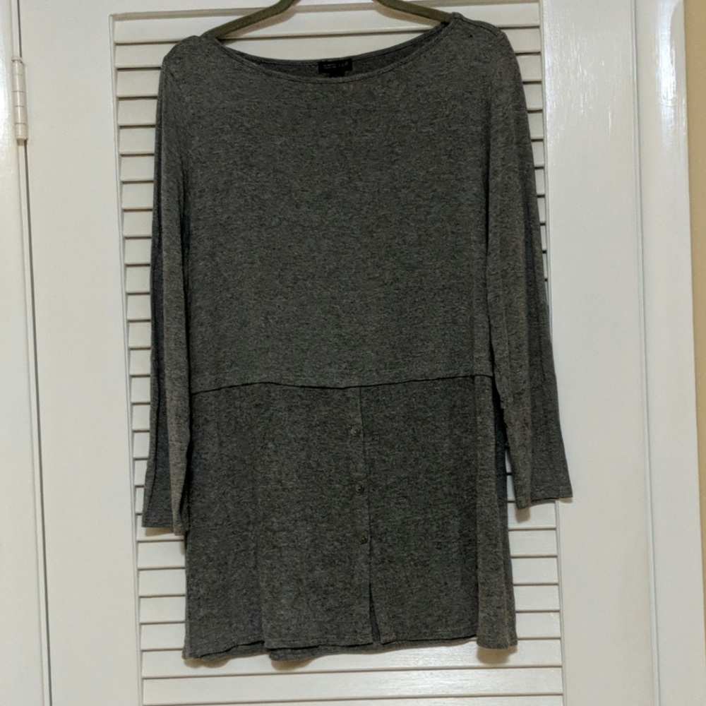 Top. Large petite